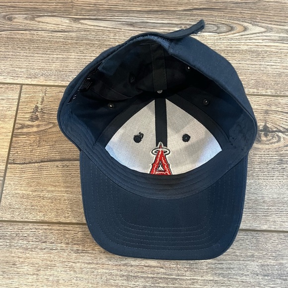 🧢 LA Angels Youth Baseball Cap - Black - Adjustable - Picture 4 of 4